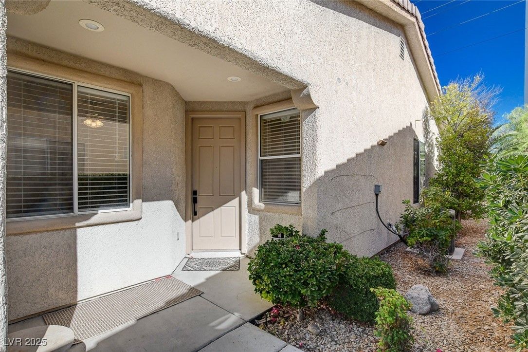 4534 Regalo Bello Street — photo 4