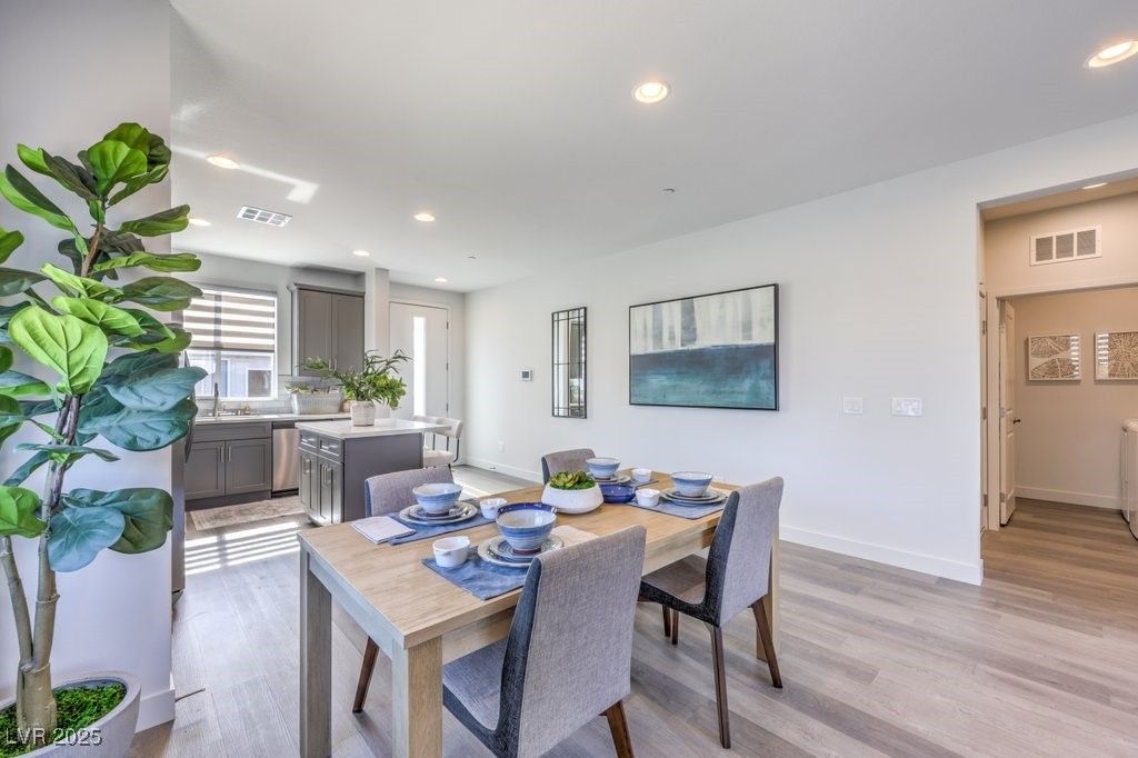 9446 Venus Point Court — photo 4