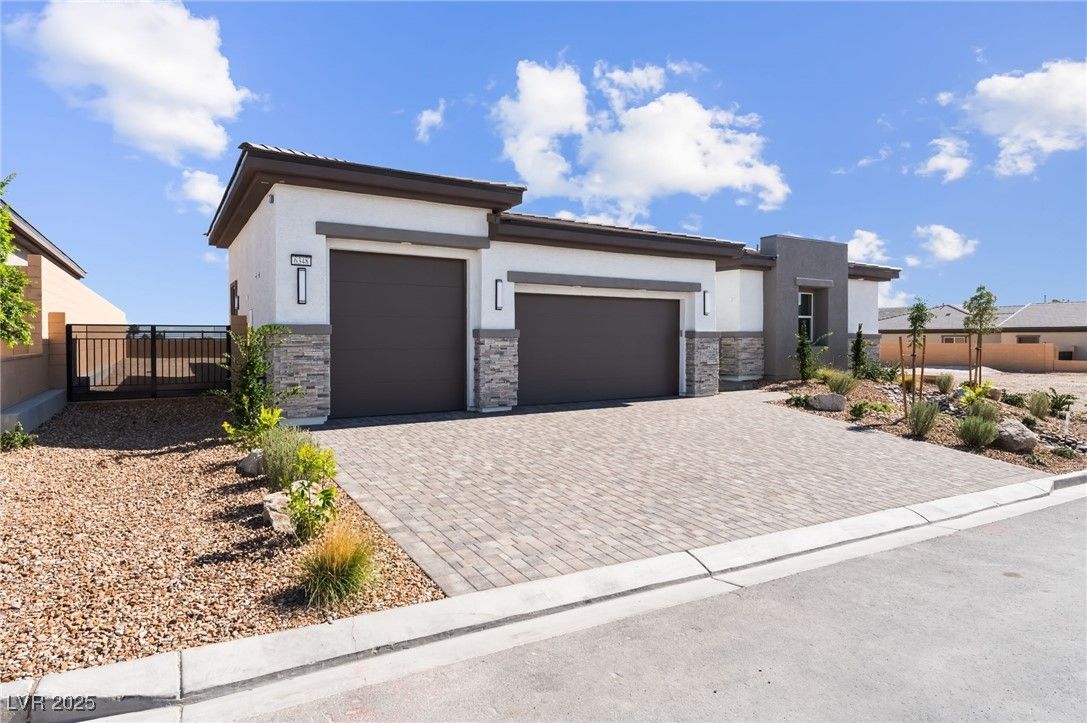 6348 Zephyr Peak Court — photo 4 of 36