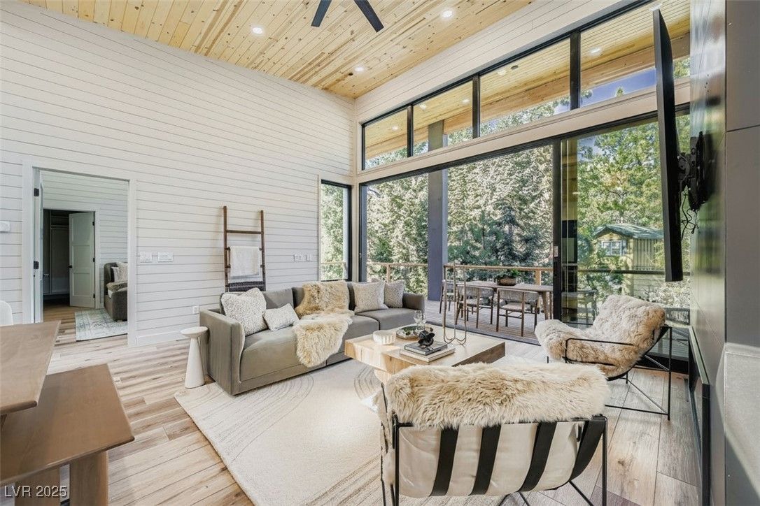 4096 Tyrol Way — photo 4