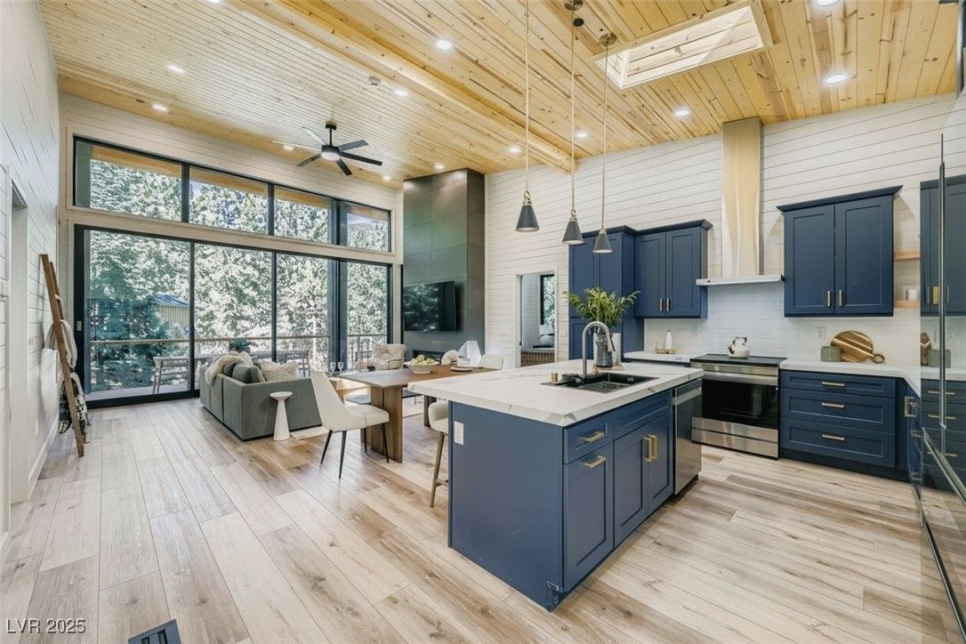 4096 Tyrol Way — photo 5