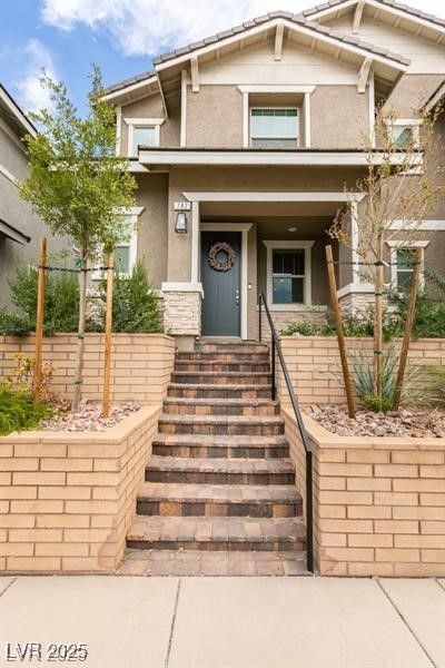782 North Water Street — photo 1 of 33