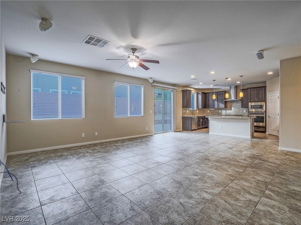 6197 Allen Cove Court — photo 5 of 28