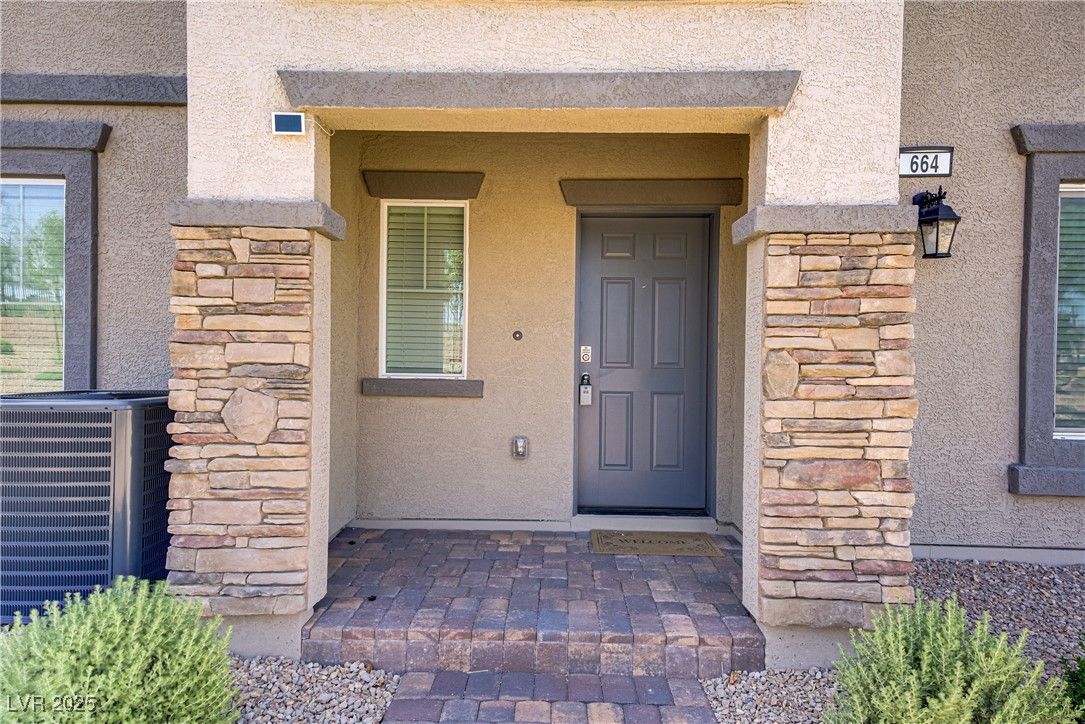 664 Foam Flower Lane — photo 3