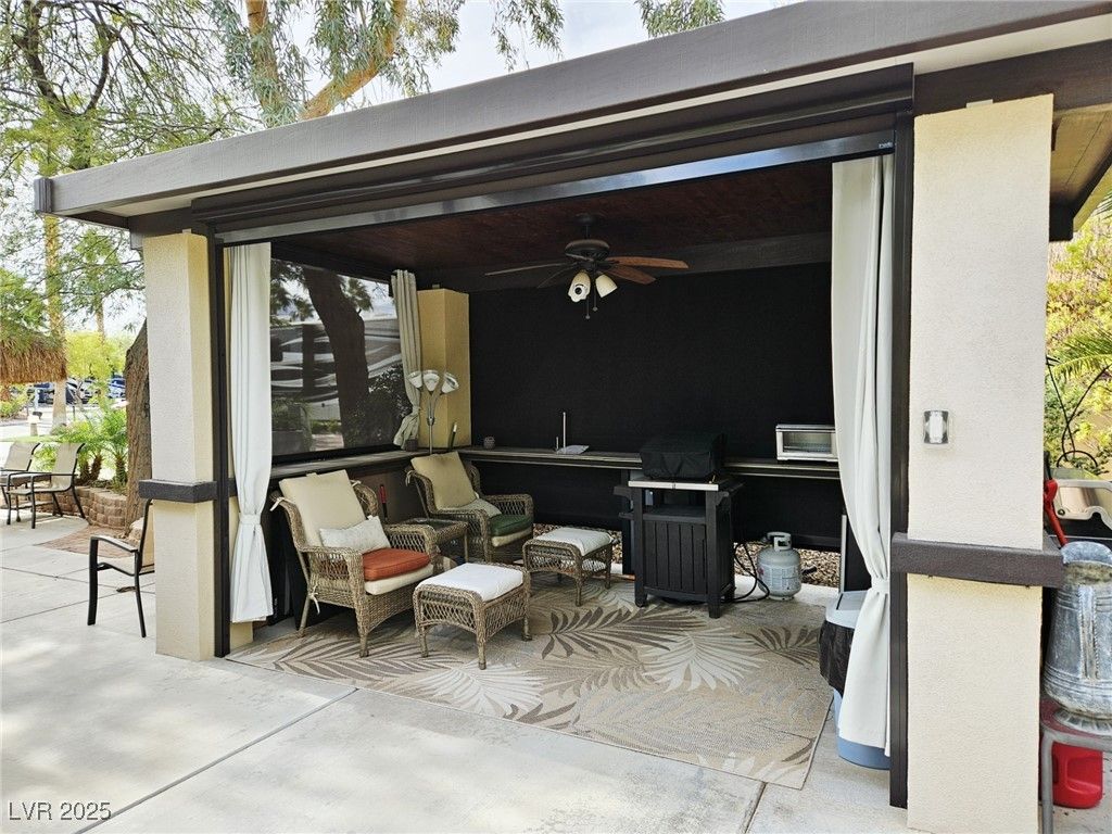 8175 Arville Street 116 — photo 4