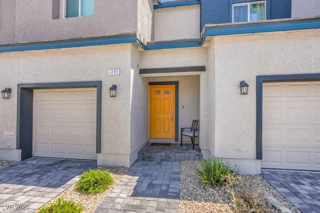 4209 Venus Falls Avenue — photo 4