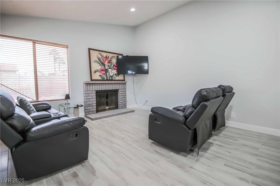 7399 Topeka Drive — photo 4