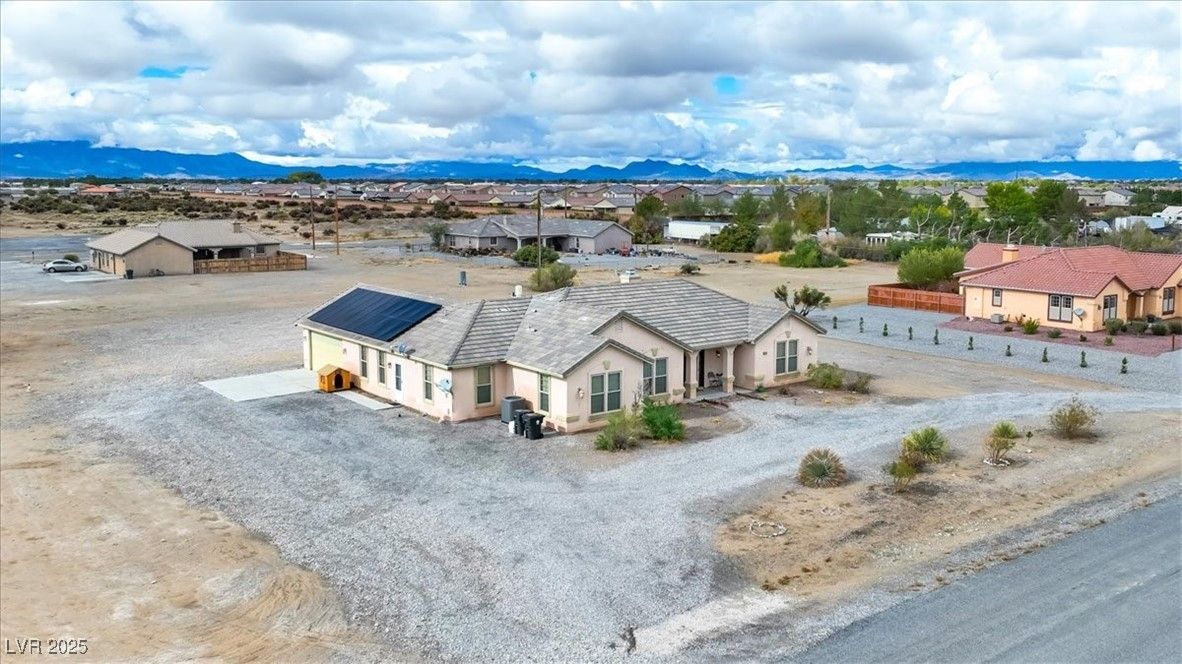 5900 Sunland Avenue — photo 3