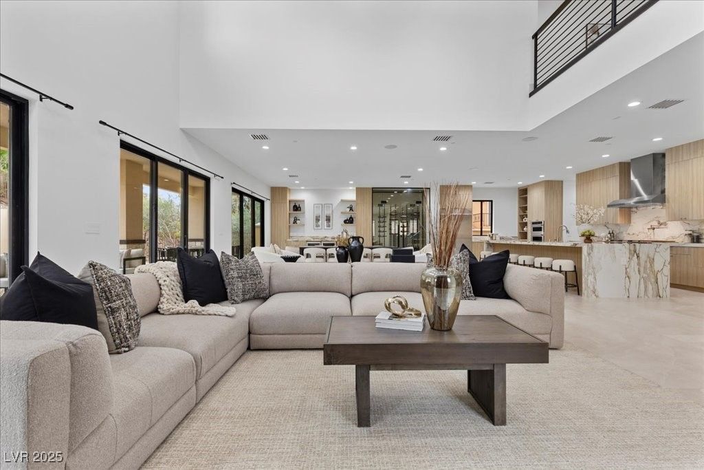 19 Rue Grimaldi Way — photo 4