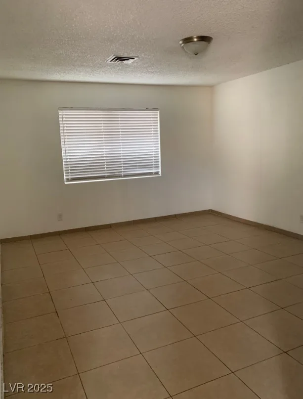 5148 GREENE Lane C — photo 4