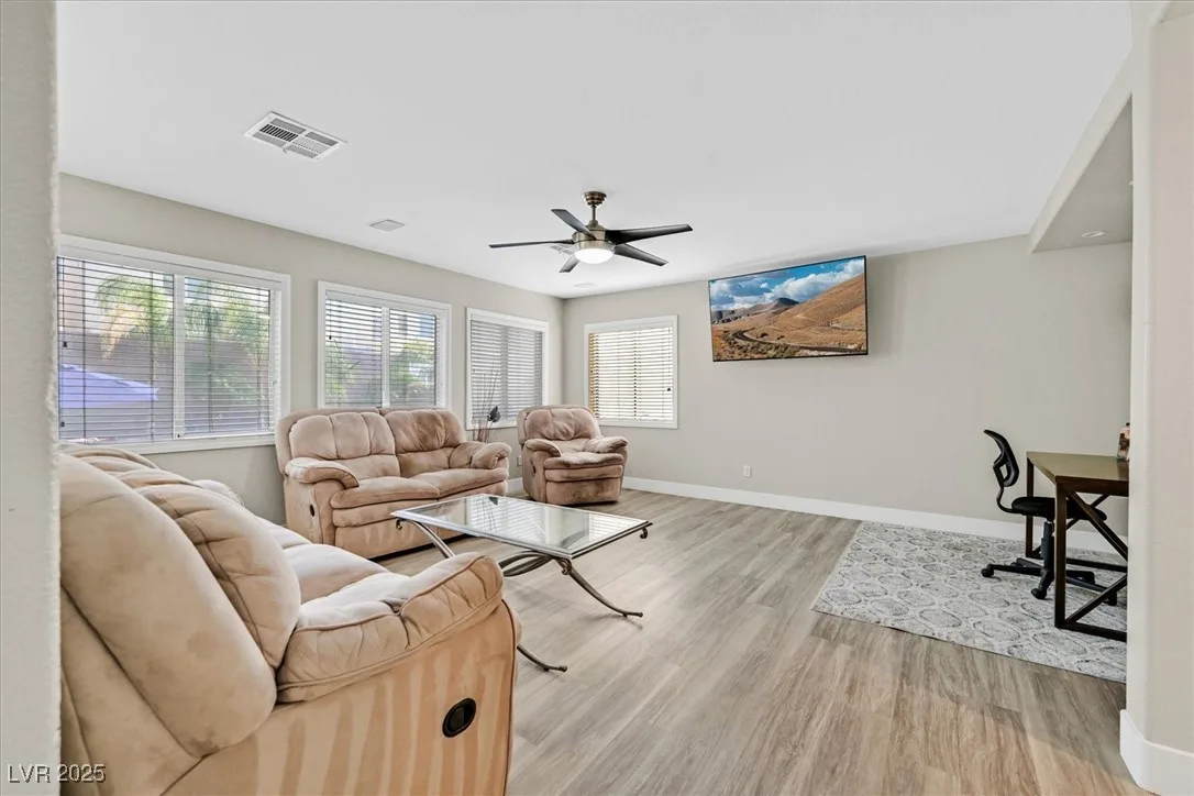 2735 Peekskill Avenue — photo 5