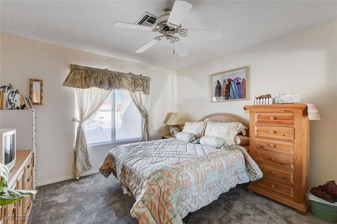 9053 Gemstone Drive — photo 4 of 33