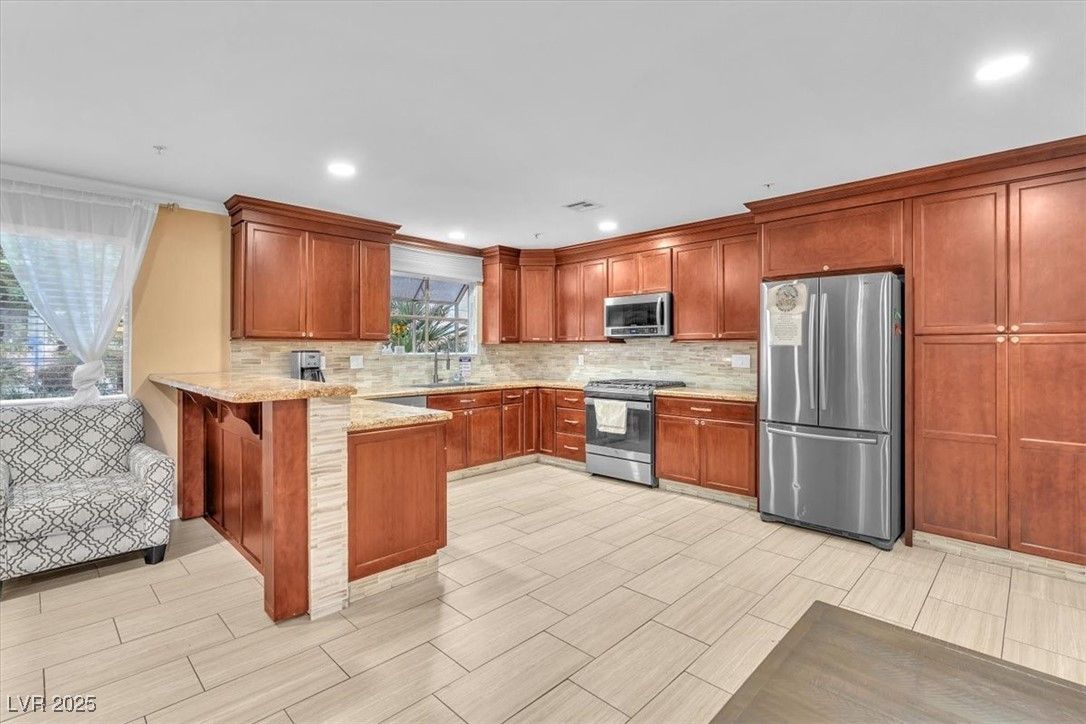 7830 Spencer Street — photo 4
