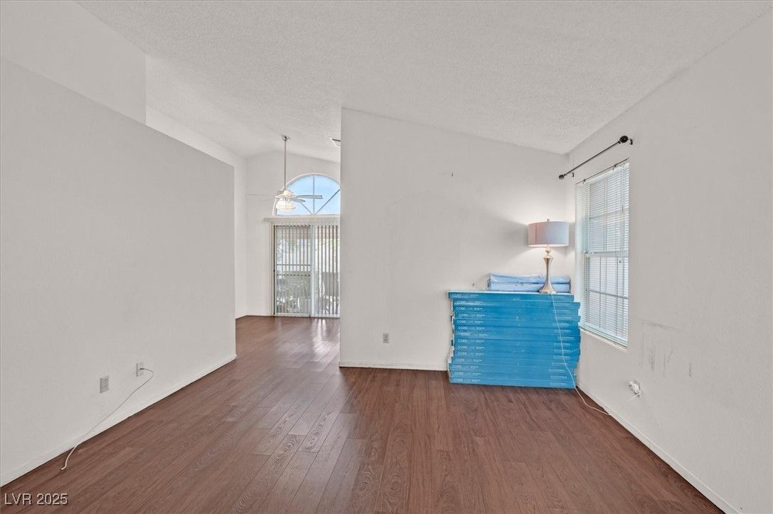 6382 Canyon Dawn Avenue — photo 5 of 23