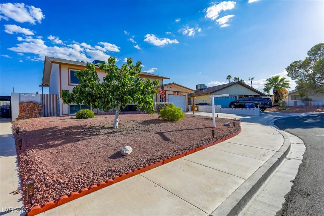 7121 Hurricane Way — photo 3