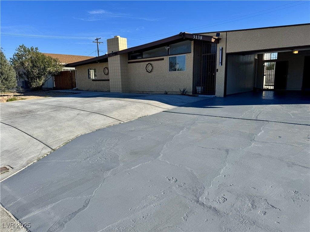 3138 Gaucho Drive — photo 4 of 45