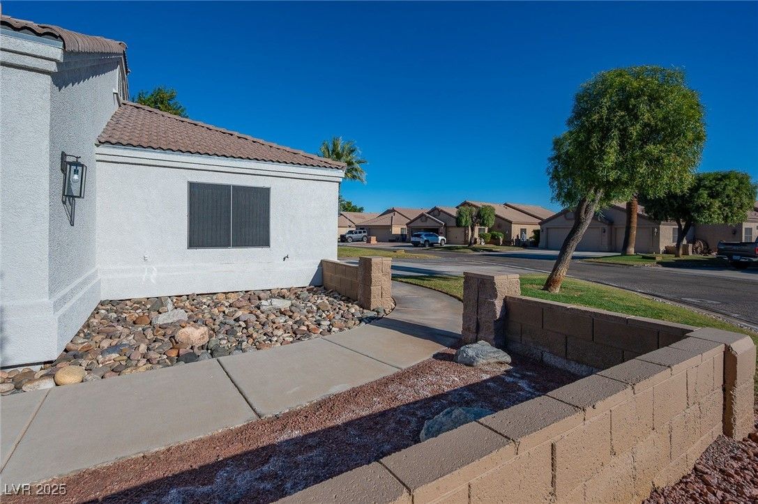 1446 Palm Drive — photo 3