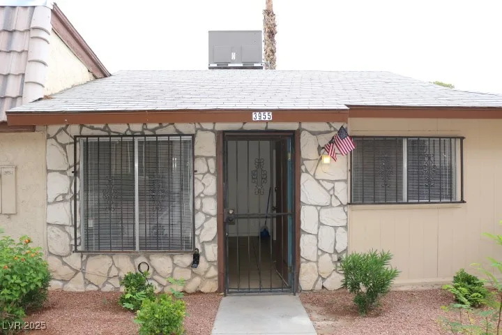 3955 VISBY Lane — photo 2