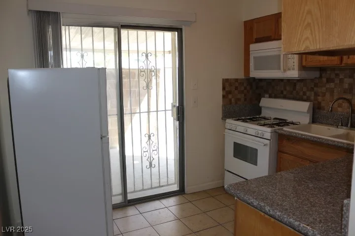 3955 VISBY Lane — photo 5