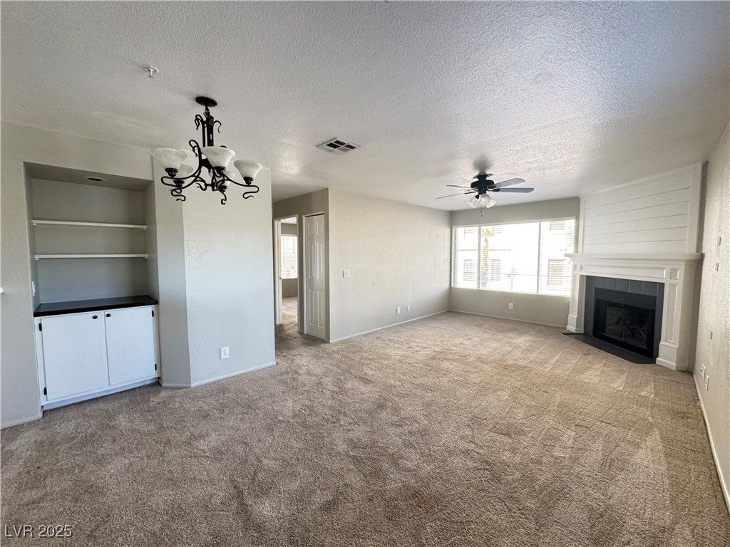 2020 Mesquite Lane 205 — photo 4