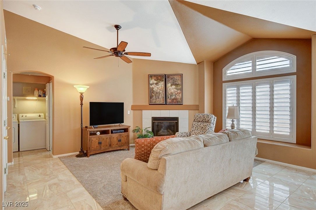 4940 Black Bear Road 202 — photo 3