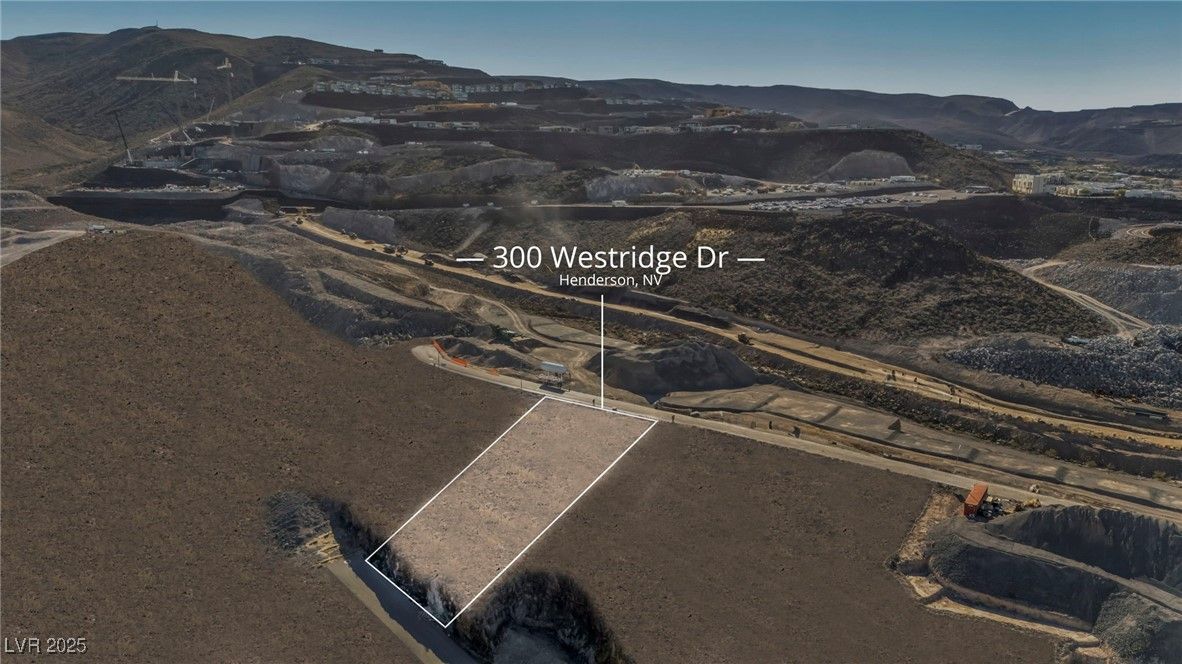 300 Westridge Drive — photo 2 of 5