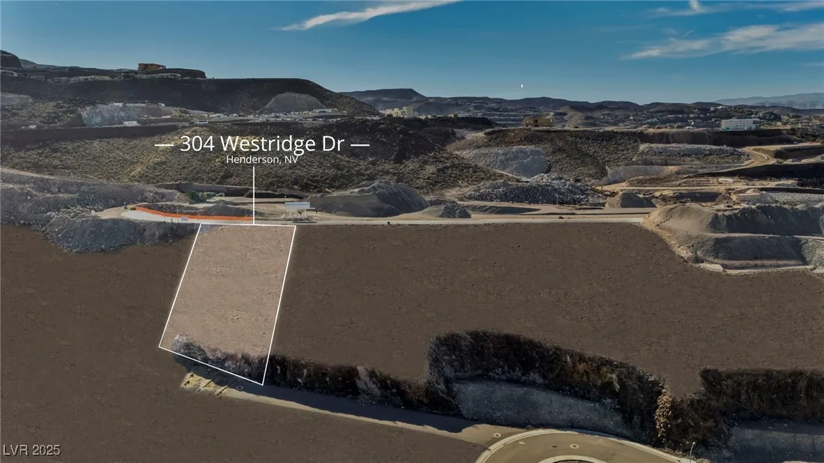 304 Westridge Drive — photo 2