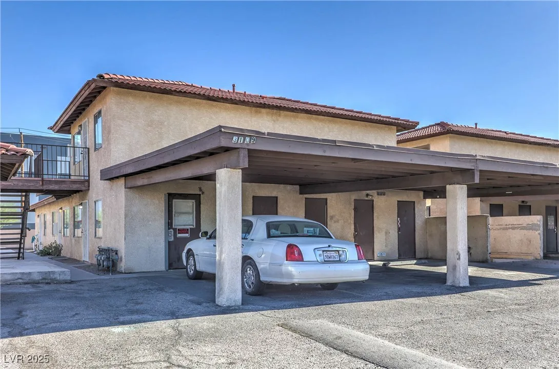 3109 North Walnut Road B — photo 3