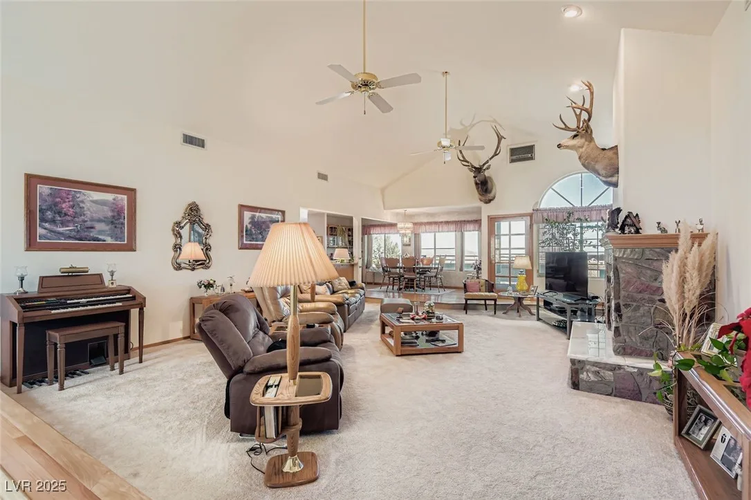 6140 North Grand Canyon Drive — photo 3