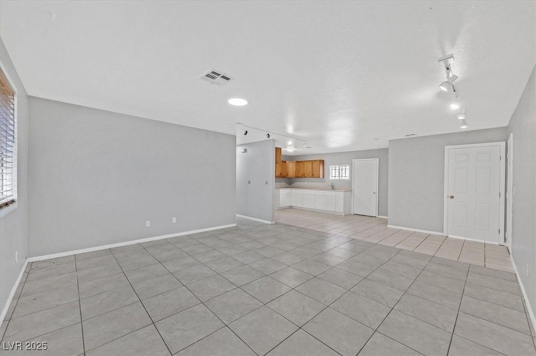 1024 Blankenship Avenue — photo 3