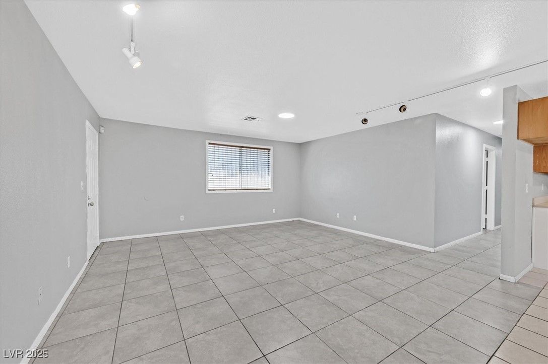 1024 Blankenship Avenue — photo 4