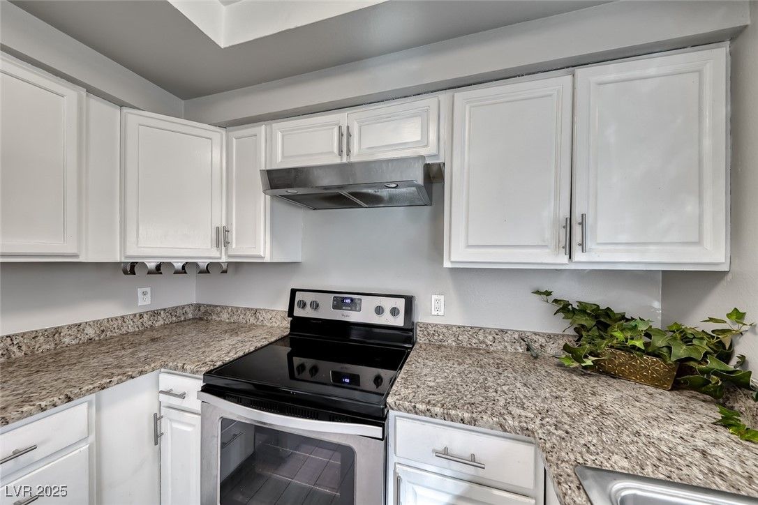 4770 Topaz Street 46 — photo 5 of 29