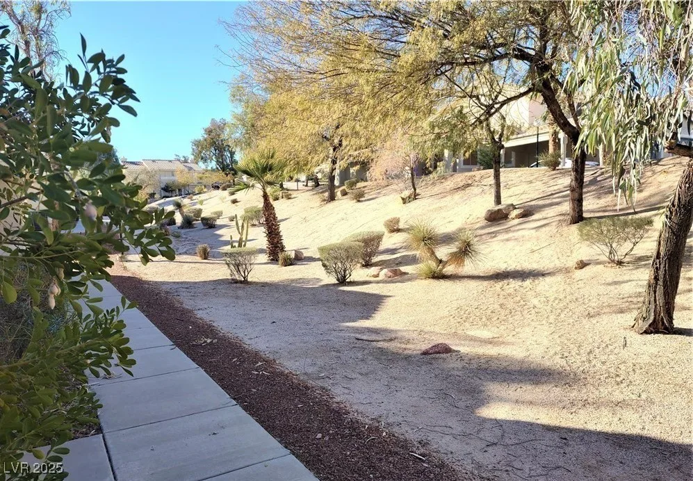 2208 Rugged Mesa Drive — photo 3