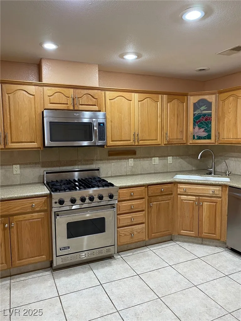 2208 Rugged Mesa Drive — photo 5