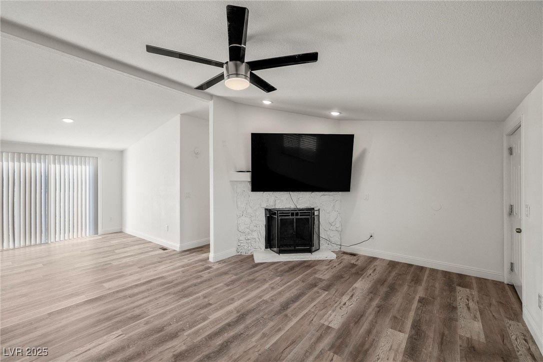 1621 Windy Lane — photo 4