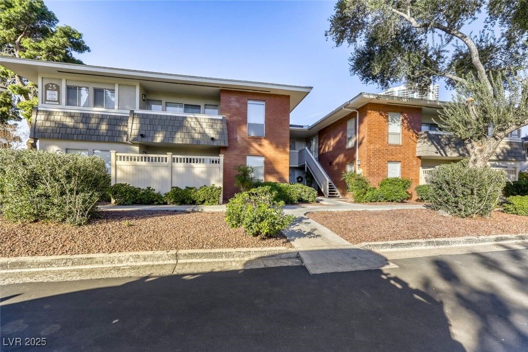 2807 Geary Place 2501 — photo 2