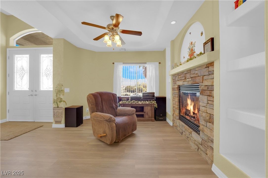 5260 Faust Place — photo 5