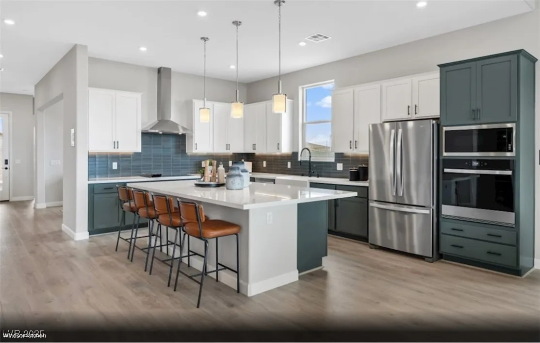 384 Arizona Street — photo 3