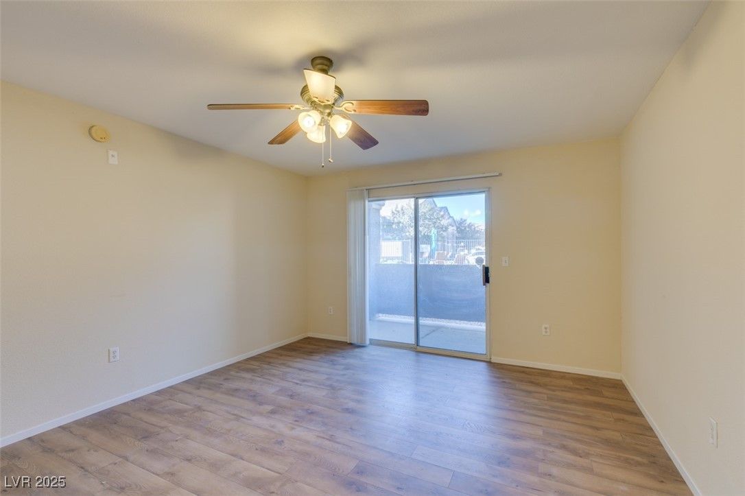 555 East Silverado Ranch Boulevard 1122 — photo 5