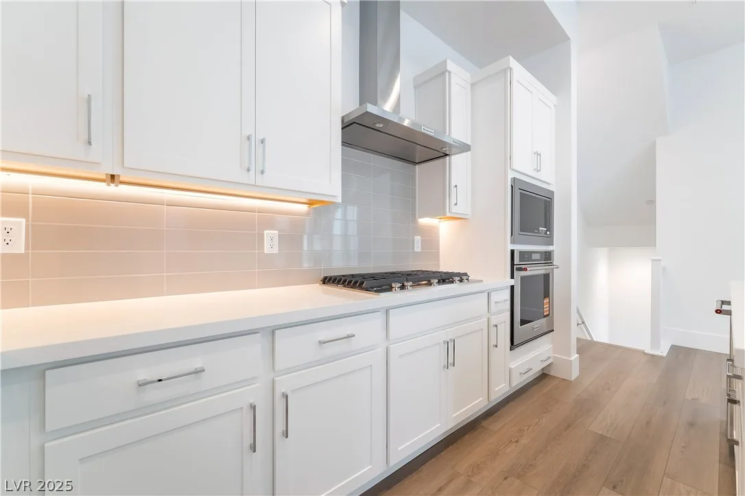 2497 Indigo Mountain Street — photo 3 of 15