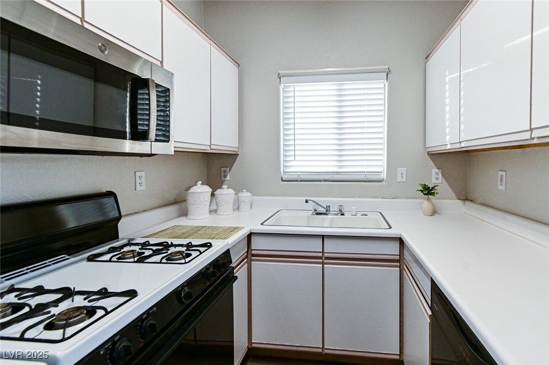 5751 East Hacienda Avenue 264 — photo 5