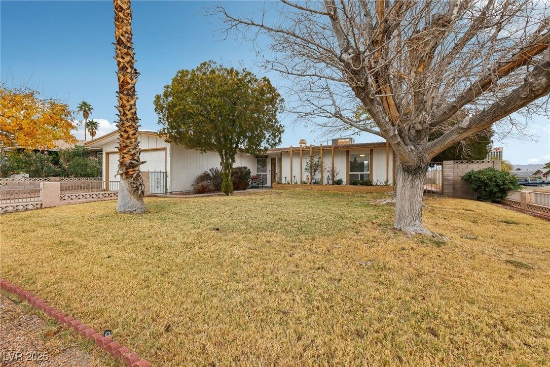 6912 Singing Dunes Lane — photo 2