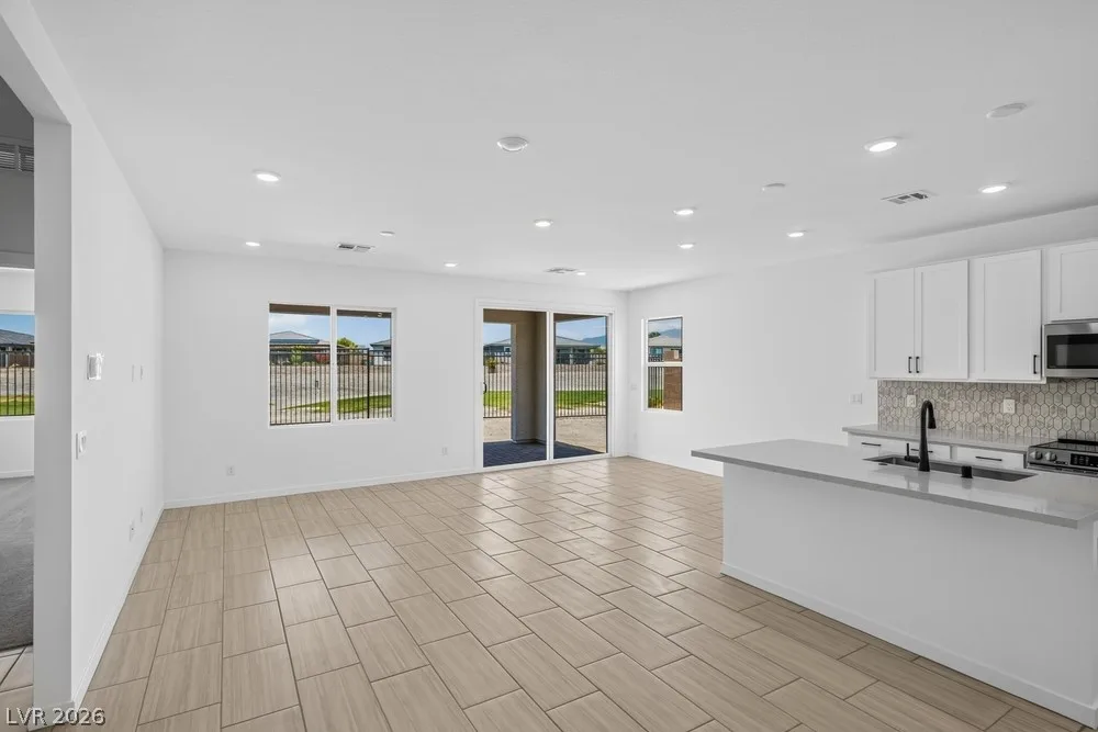 3335 East Cactus Canyon Drive — photo 3