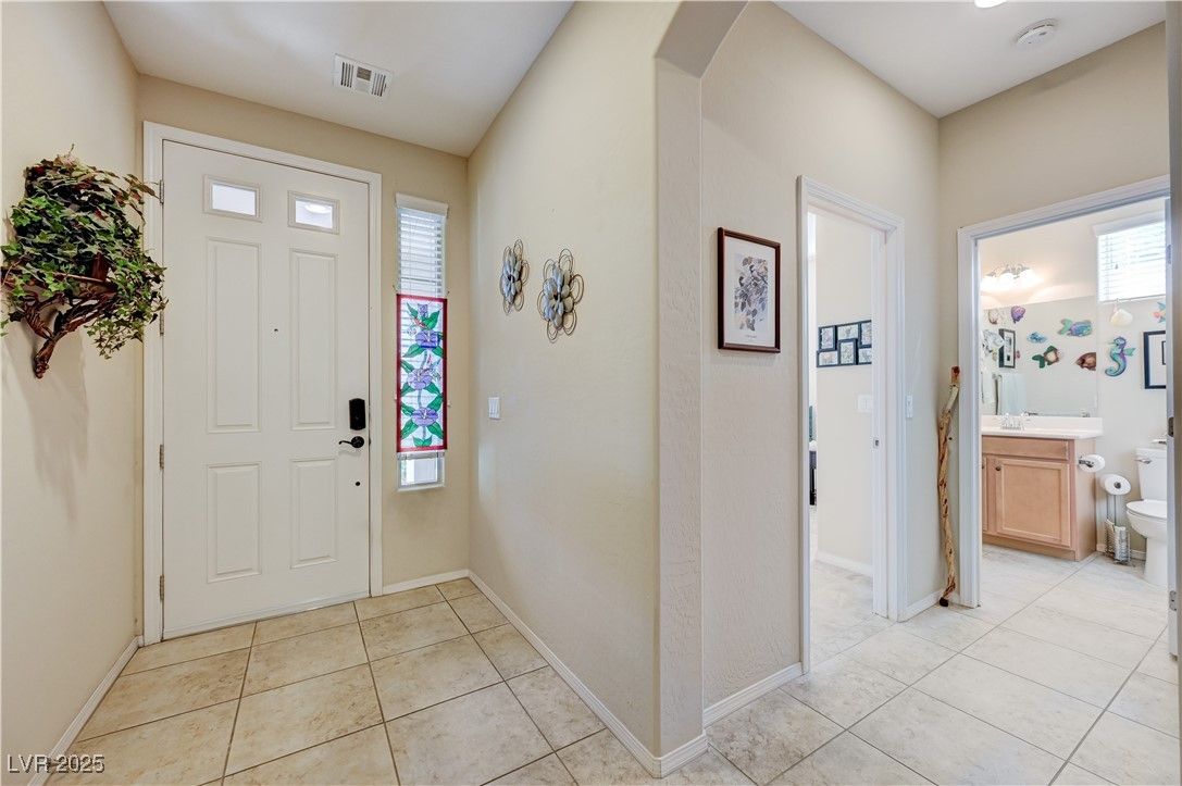 5763 Hannah Brook Street — photo 4