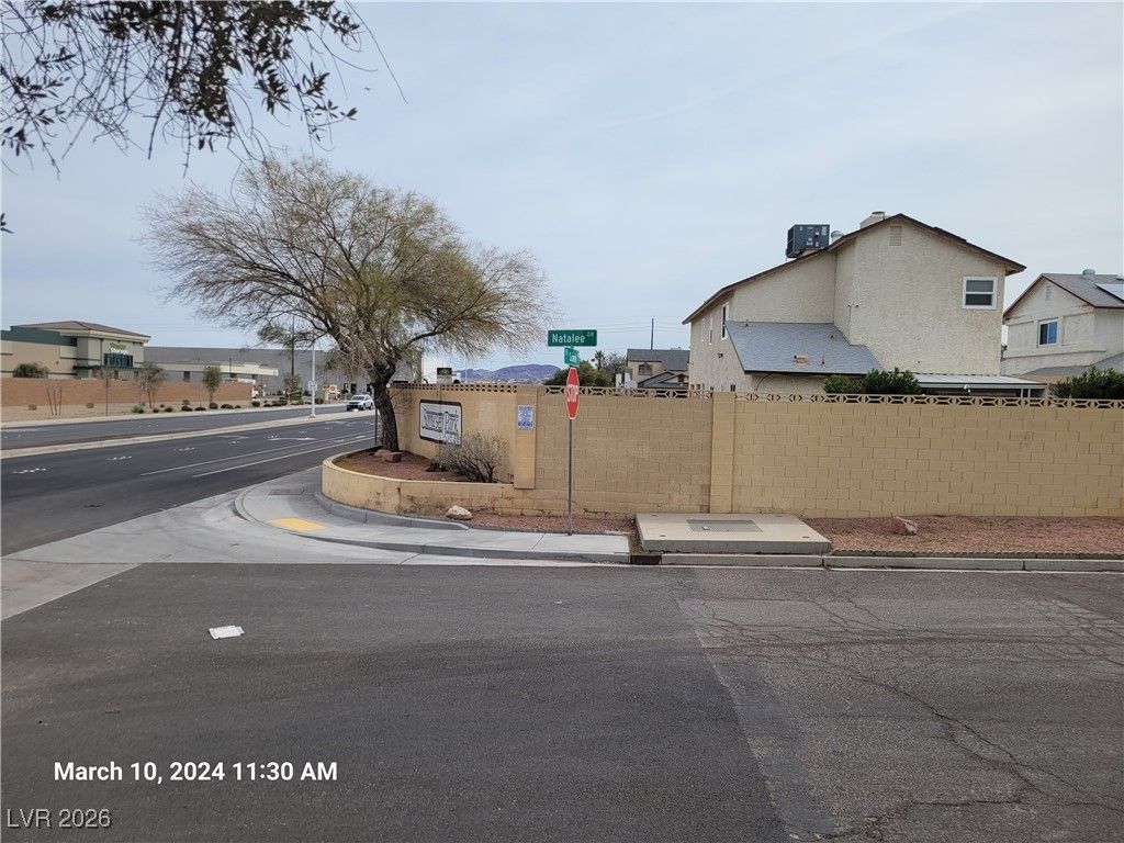 1907 Natalee Drive — photo 5 of 21