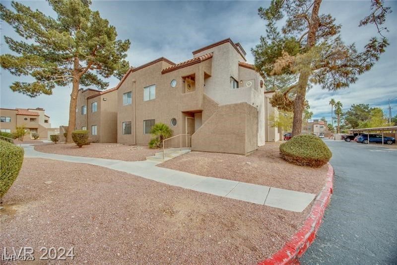2983 Juniper Hills Boulevard 102 — photo 3