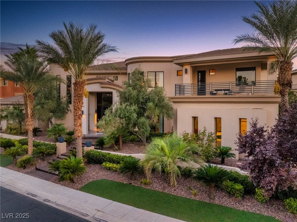 1493 Foothills Village Drive — photo 2