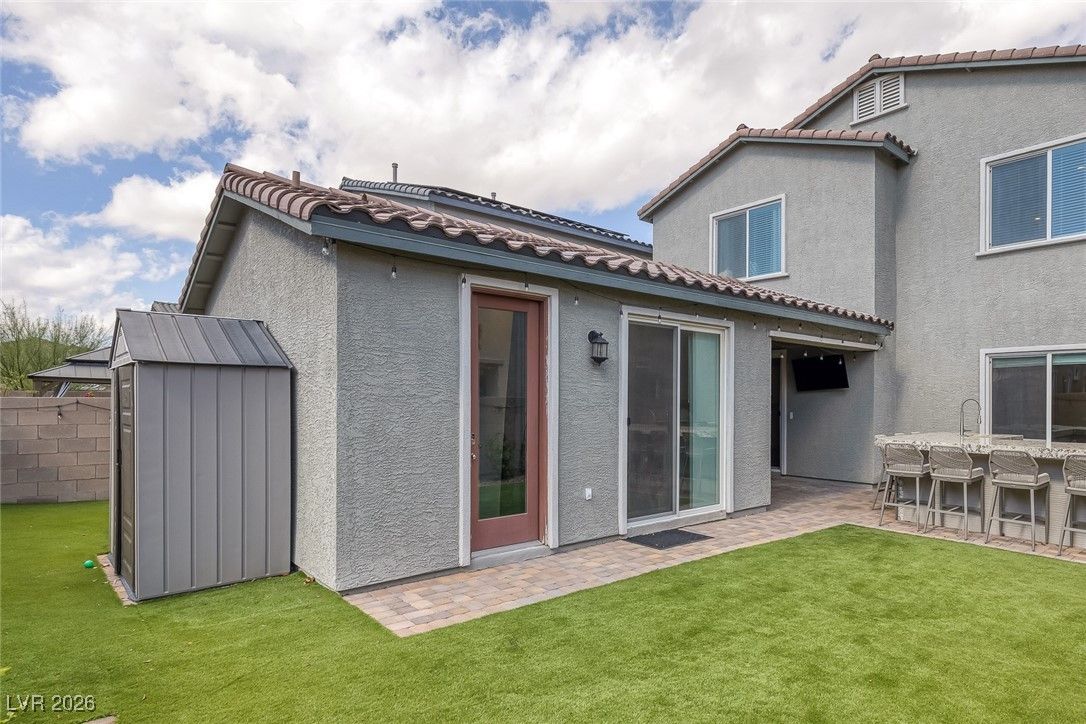 4437 Panoramic View Avenue — photo 2