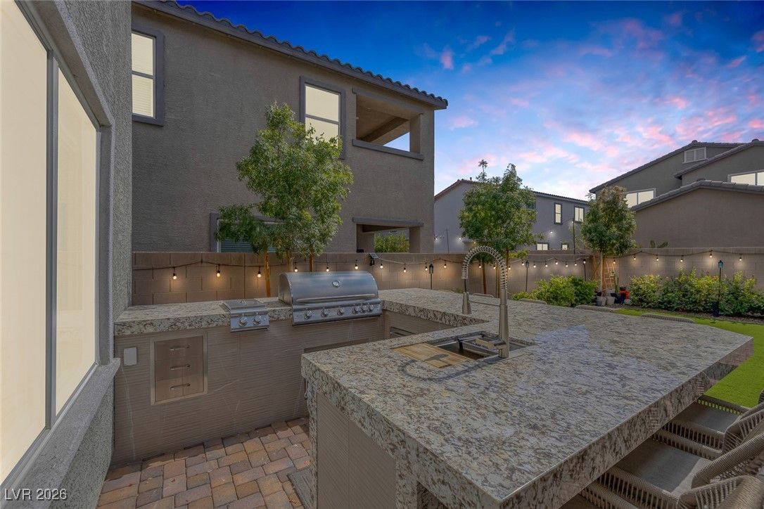 4437 Panoramic View Avenue — photo 3