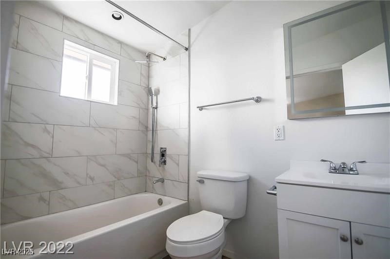 2201 Fairfield Avenue 11 — photo 5 of 7